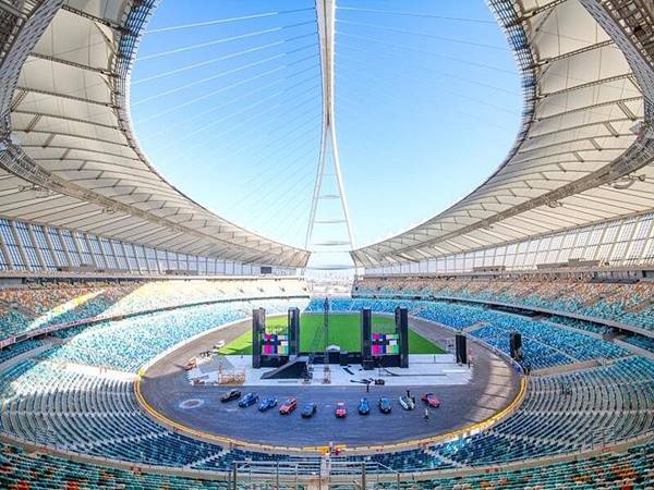 Moses Mabhida Stadium là một trong những sân vận động lớn nhất Châu Phi