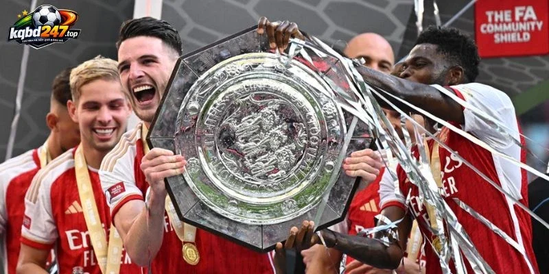 Arsenal lên ngôi xứng đáng sau màn thể hiện vượt trội